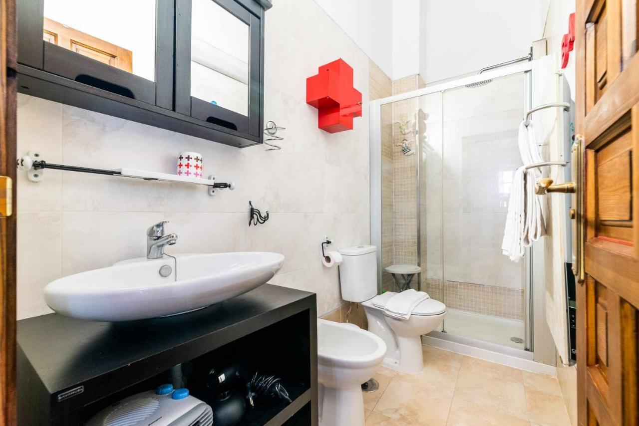 Comodo Y Moderno Apartamento Centro Granada Exteriör bild