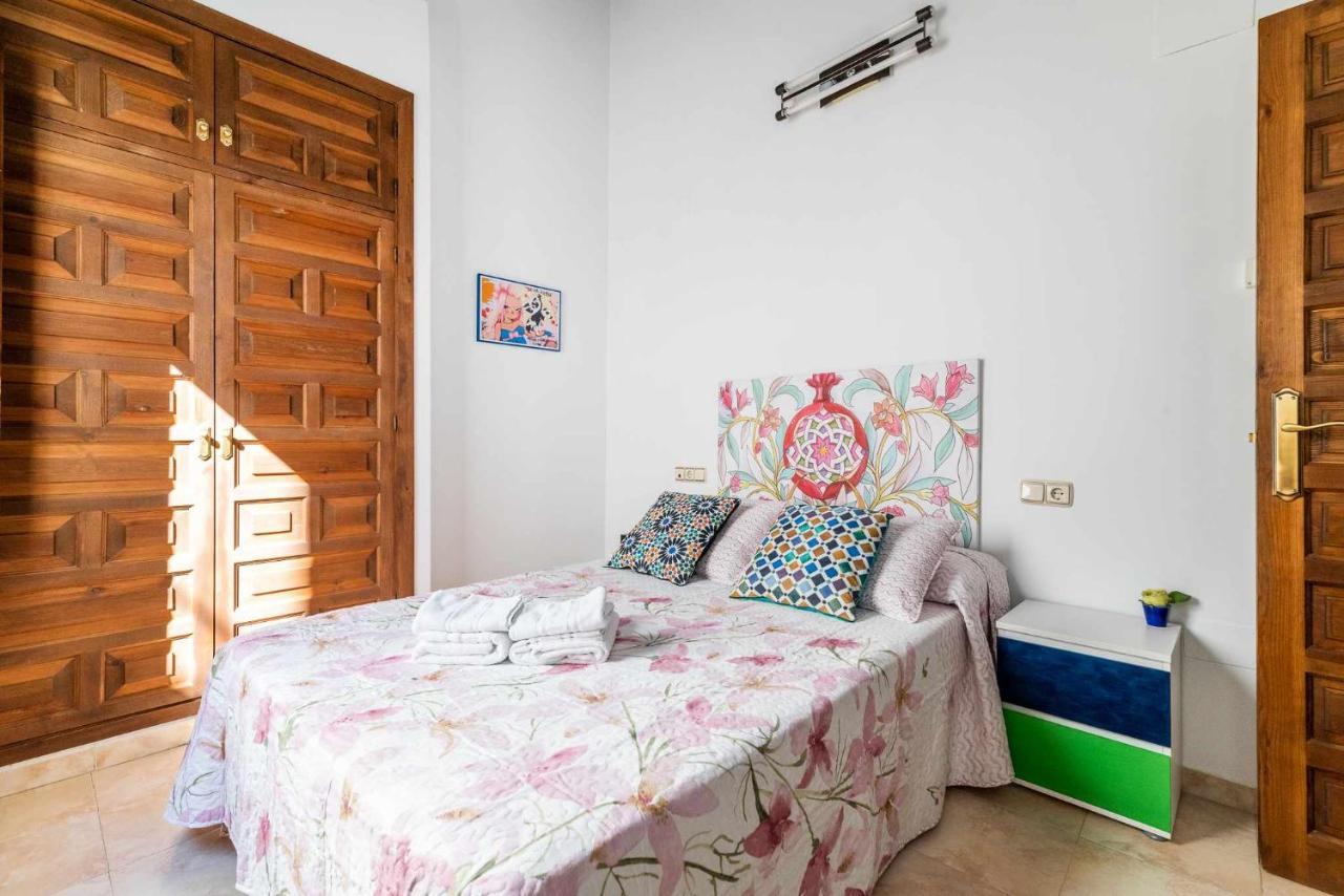 Comodo Y Moderno Apartamento Centro Granada Exteriör bild
