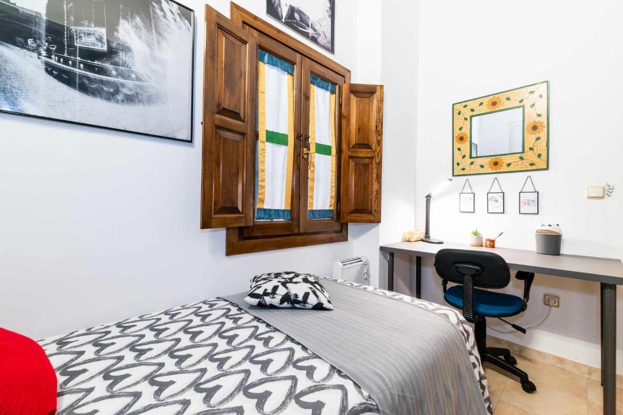 Comodo Y Moderno Apartamento Centro Granada Exteriör bild