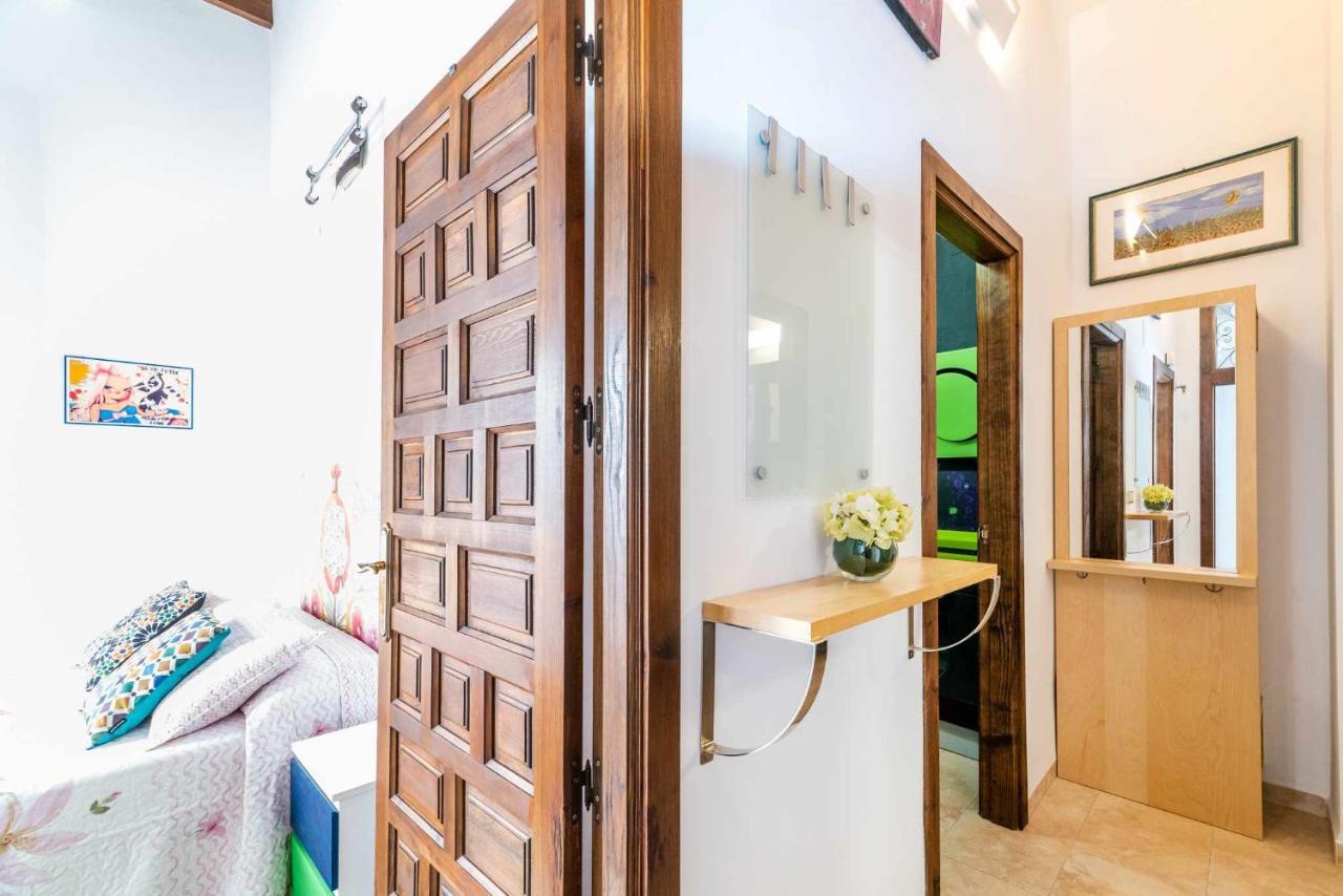 Comodo Y Moderno Apartamento Centro Granada Exteriör bild